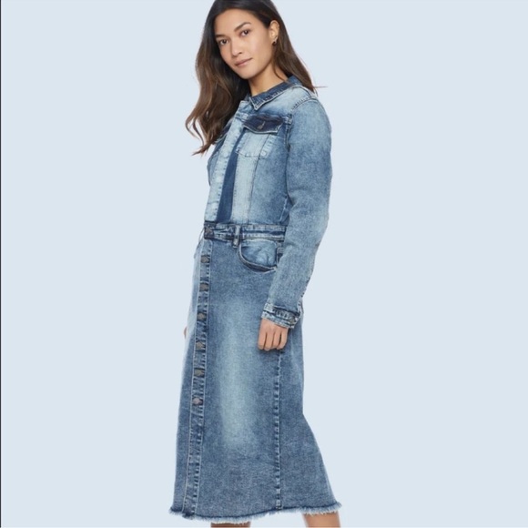 Wash Lab Color-Blocked Denim Dress in Blue - Picture 3 of 11